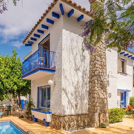 Blue Castle Guesthouse Малага Екстер'єр фото